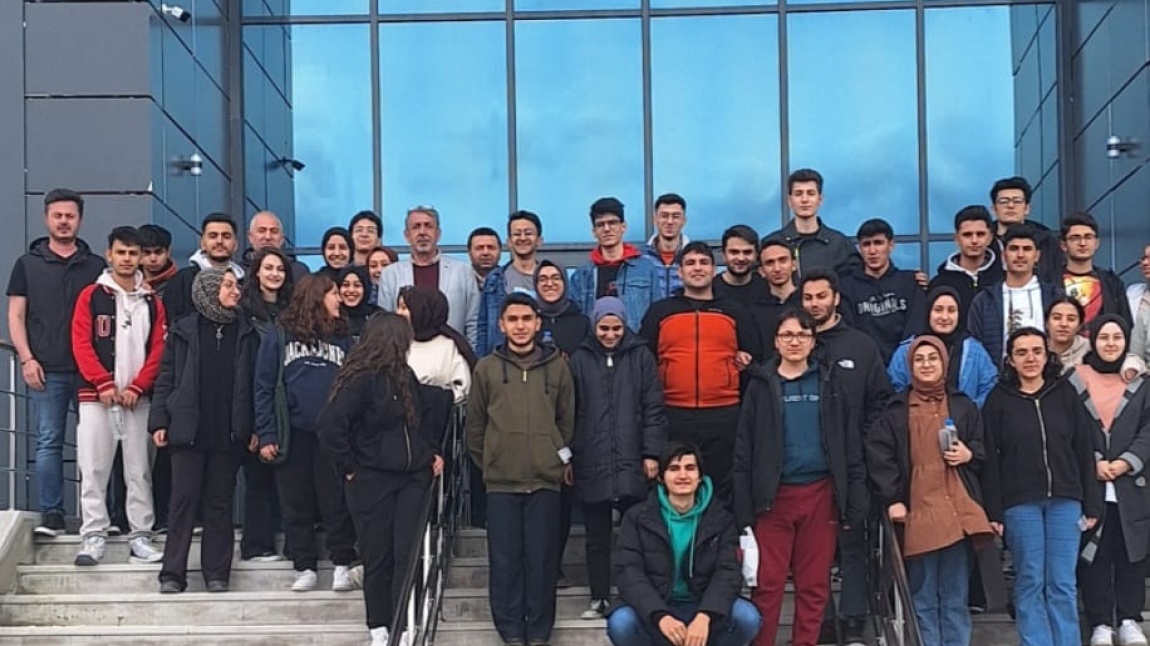 Erzurum Teknik Üniversitesinde Öğrencilerimizle YKS Provası Yaptık